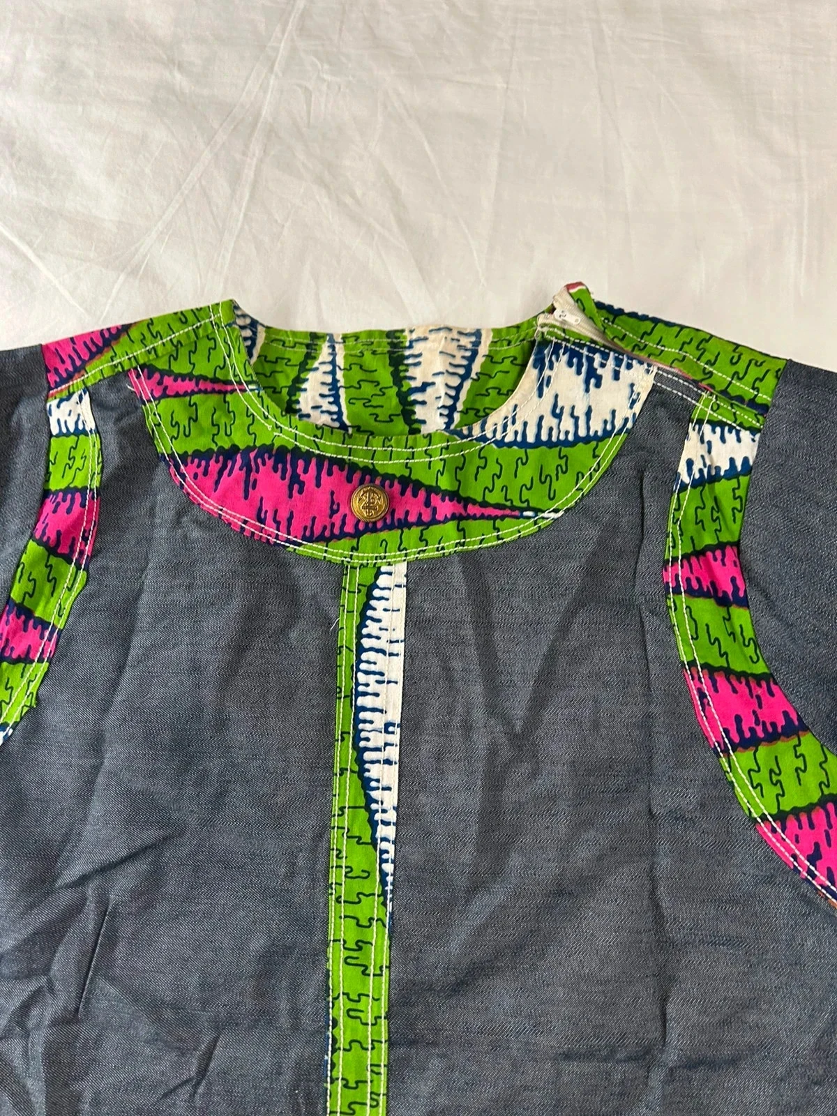 Vintange traditionele jurk met veelkleurige print – photo 5